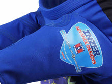 Load image into Gallery viewer, Bolt Bench Shirt's under-sleeve seam for easy after-market bench press shirt alterations.